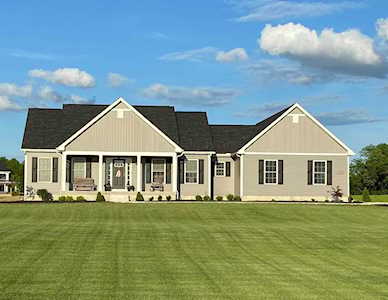 1400 Amanda Northern Road Canal Winchester, OH 43110