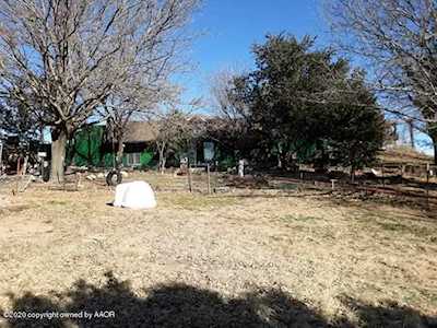 510 Clint St Howardwick, TX 79226