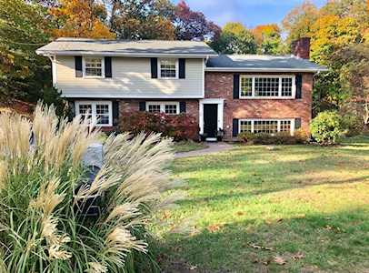 17 Squire Rd Winchester, MA 01890