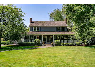 5677 Charles Cir Lake Oswego, OR 97035