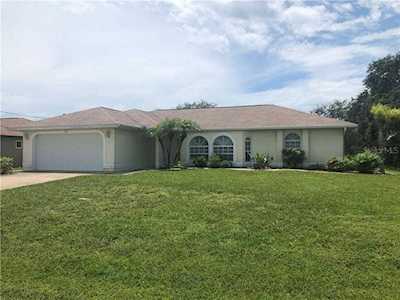 86 Pine Valley Ln Rotonda West, FL 33947