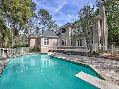 405 Holly Hill Ct Tallahassee, FL 32312-4509