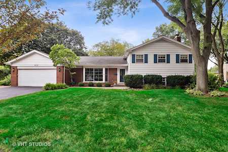 2650 Crabtree Ln Northbrook, IL 60062