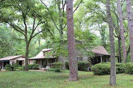 6600 Treasure Oaks Circle Tallahassee, FL 32309