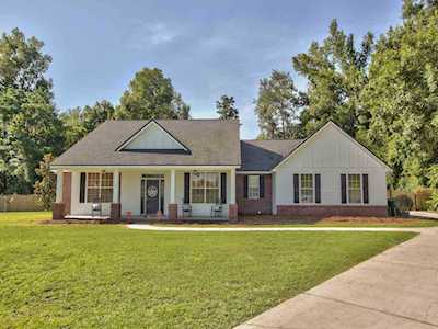 32 Tillis Ln Crawfordville, FL 32327