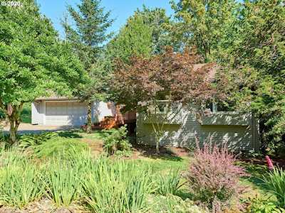 12 Walking Woods Dr Lake Oswego, OR 97035
