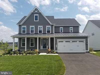 23400 Lacebark Elm Ln Aldie, VA 20105