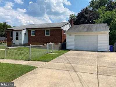4600 Creek Shore Dr Rockville, MD 20852