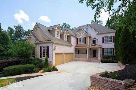 605 Links View Dr Sugar Hill, GA 30518
