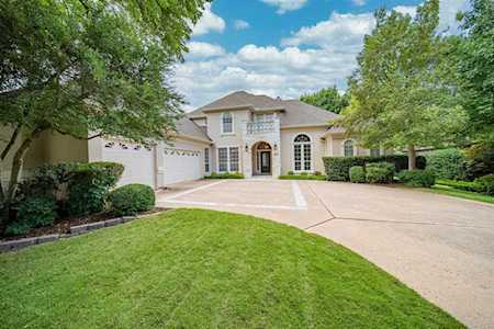 2621 Flameleaf Drive Grapevine, TX 76051