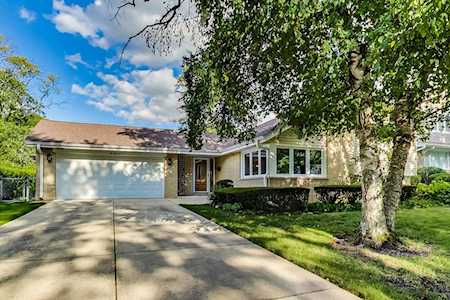 611 S George St Mount Prospect, IL 60056