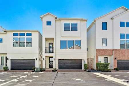 1026 Green Kensington Dr Houston, TX 77008