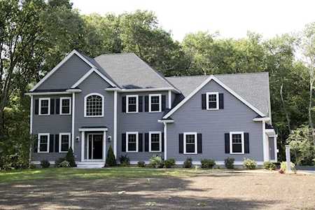 2 Mallard Lane North Reading, MA 01864