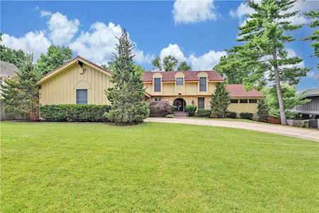 703 Montcrew St Kansas City, MO 64114