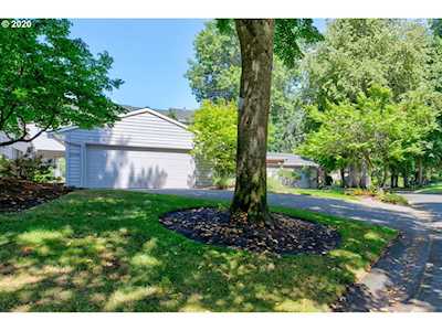 32585 SW Boones Bend Rd Wilsonville, OR 97070