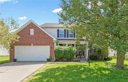 6405 N Kentstone Drive Indianapolis, IN 46268