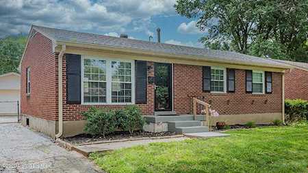 3120 Kaye Lawn Dr Louisville, KY 40220