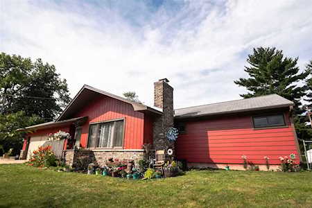312 Riverview Ct Portage, WI 53901