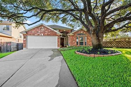 16201 Castletroy Dr Austin, TX 78717
