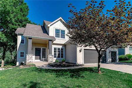 5608 NW 81st Terrace Kansas City, MO 64151