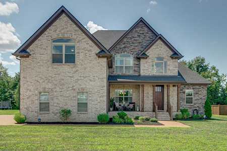 700 Stonecrest Dr Mount Juliet, TN 37122