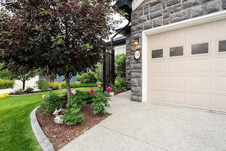 128 Sienna Passage Chestermere, AB T1X 0B6