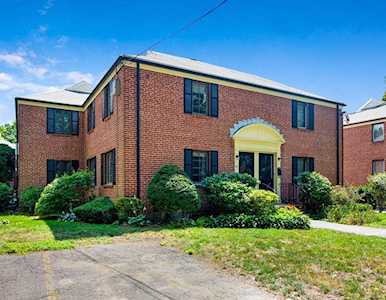 34 Pierce Road #34 Watertown, MA 02472