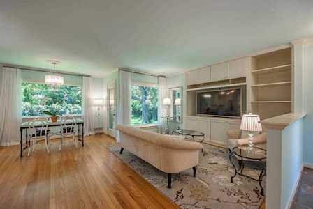 6140 Ravendale Lane Dallas, TX 75214