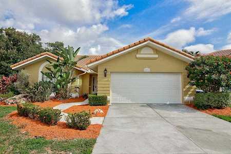 5999 Rachele Dr Sarasota, FL 34243
