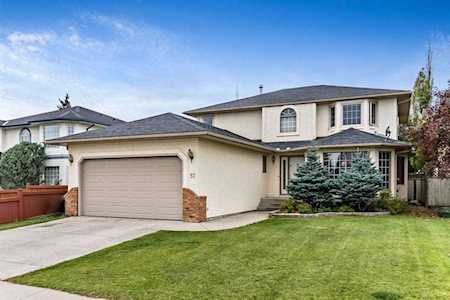 57 Sunset Crescent Okotoks, AB T1S 1P3