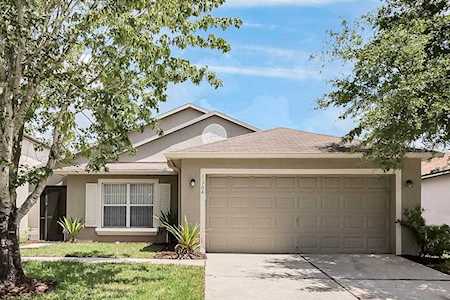 1304 Seneca Falls Dr Orlando, FL 32828