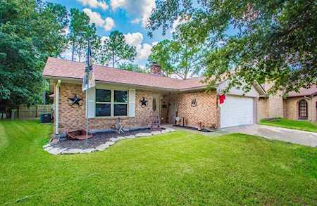 5110 Woodville Ln Pearland, TX 77584