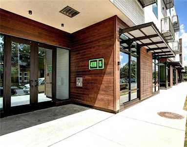1800 E 4th #307 Austin, TX 78702