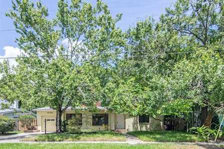 123 SW Lincoln CIRCLE N St Petersburg, FL 33703