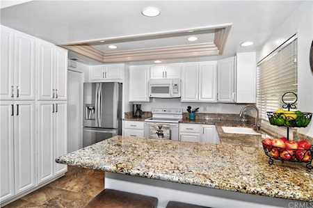 17062 Nectarine Street Fountain Valley, CA 92708