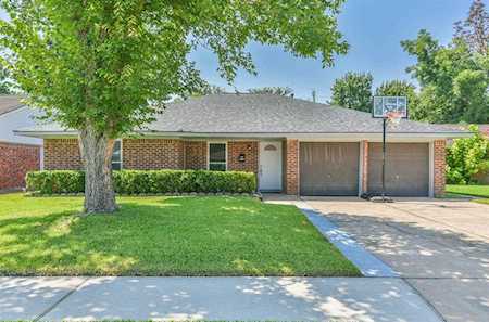 1201 E Dartmouth Ln Deer Park, TX 77536