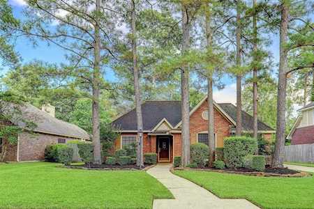 10 Heathstone Pl Place The Woodlands, TX 77381