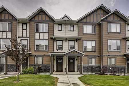 222 New Brighton Walk SE Calgary, AB T2Z 4Y2