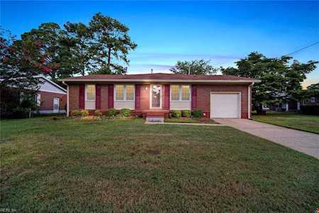 1202 Ross Dr Portsmouth, VA 23701