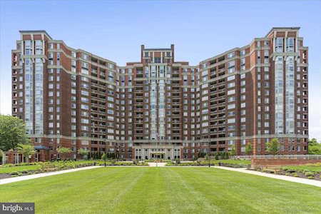 5809 Nicholson Ln #206 North Bethesda, MD 20852