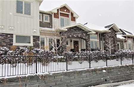 44 Cougar Ridge Landing SW Calgary, AB T3H 4B9