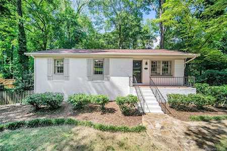 5701 Charing Place Charlotte, NC 28211