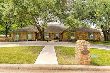 5452 Northcrest Road Fort Worth, TX 76107