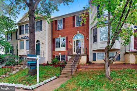 7805 Shepherd Hills Ct Lorton, VA 22079