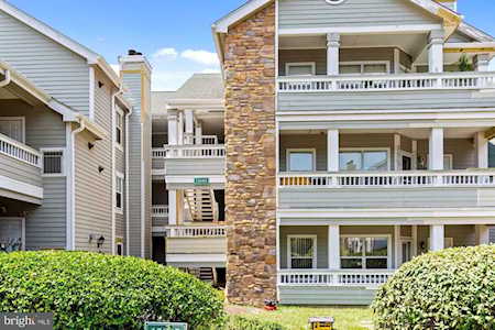 13085 Autumn Woods Way #205 Fairfax, VA 22033