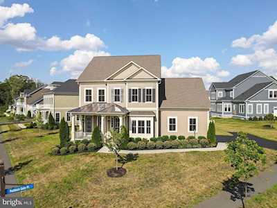 41868 Paddock Gate Place Ashburn, VA 20148