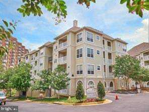 4561 Strutfield Ln #3111 Alexandria, VA 22311