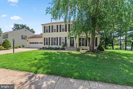 171 Heather Glen Rd Sterling, VA 20165
