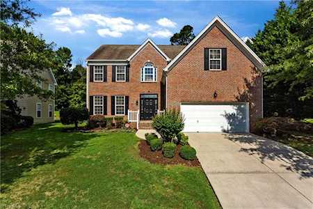 311 Jamestown Oaks Drive Jamestown, NC 27282