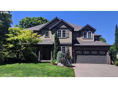 3131 Wembley Park Rd Lake Oswego, OR 97034